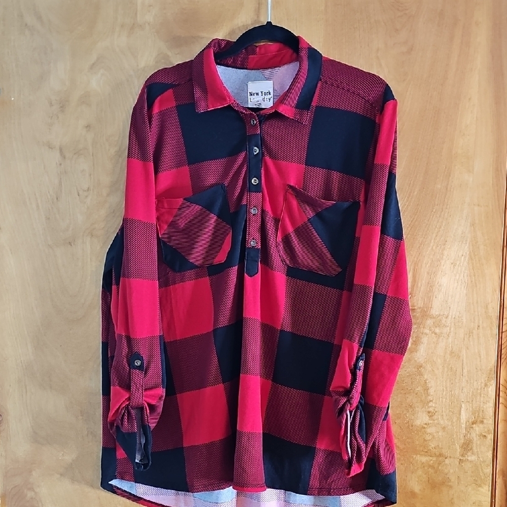 New York Laundry Red and Black Plaid Button-Up Shirt